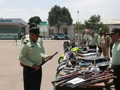 توقیف 900 موتورسیکلت و کشف 300 قبصه سلاح سرد در قزوین