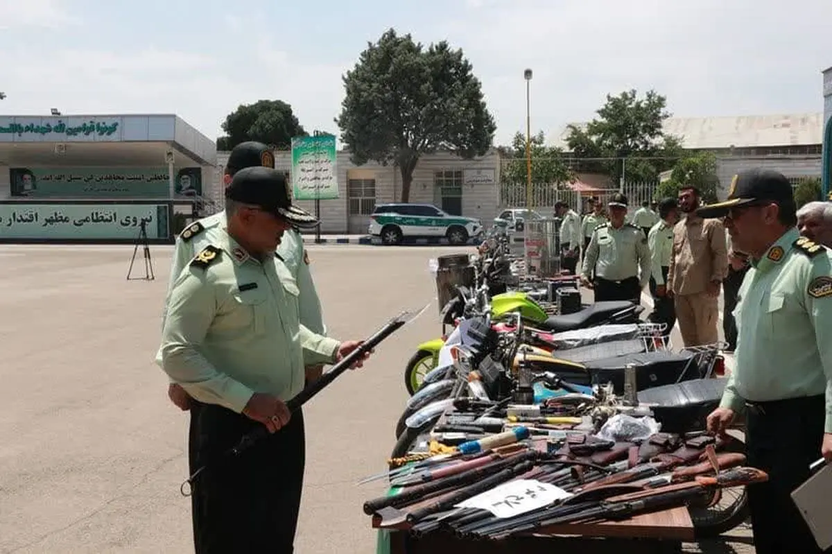 توقیف 900 موتورسیکلت و کشف 300 قبصه سلاح سرد در قزوین