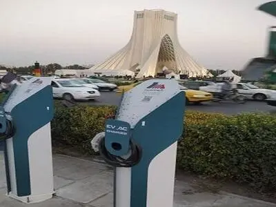 ۱۵ ایستگاه شارژ خودروهای برقی در تهران دوشنبه افتتاح می‌شود
