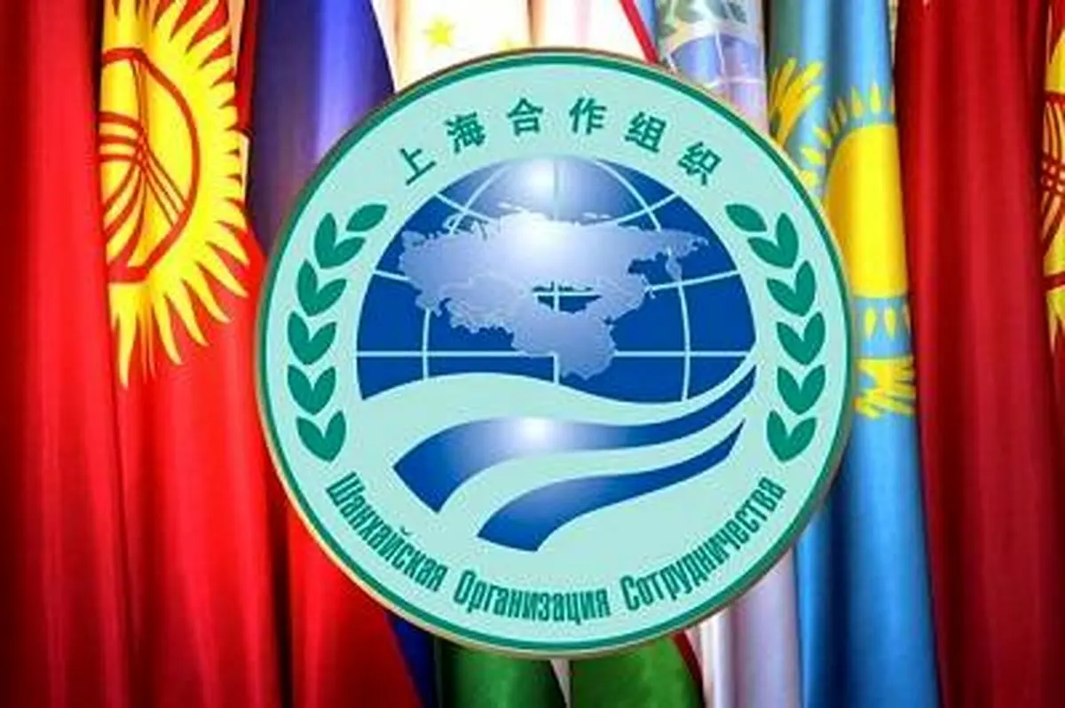 رئیسکل بانک مرکزی وارد پکن شد