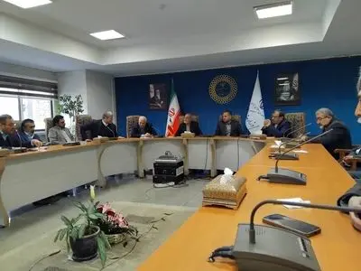 پنجاه و پنجمین جلسه شورای مرکزی خانه احزاب ایران برگزار شد