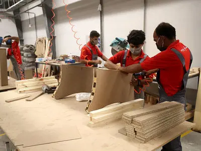 حقوق مرداد کارگران کیش چوب پرداخت شد