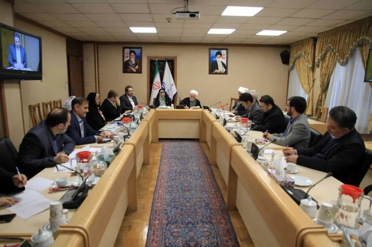 بنای ما پاسخگویی دستگاه‌ها در خصوص اجرای حقوق شهروندی است/ بهروزآذر: از نظر حقوقی موتورسواری زنان خلاف قانون نیست  