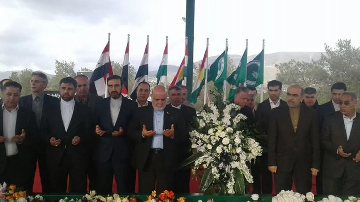 سفیر ایران بر مزار جلال طالبانی حاضر شد
