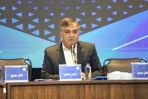 جنگ لفظی تاجرنیا با مدیران بر سر قهرمانی؛ نمک‌نشناسی می کنید
