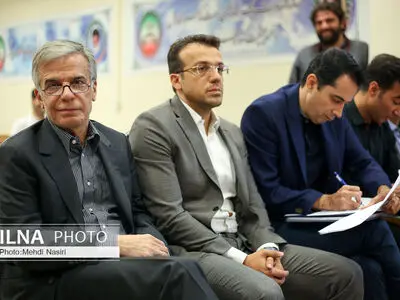 ۲۵۰ میلیون دلار به نرخ روز به بانک صادرات بدهی داریم/ هر وقت دولت نرخ ارز را اعلام کند بلافاصله بدهی‌ام را می‌دهم