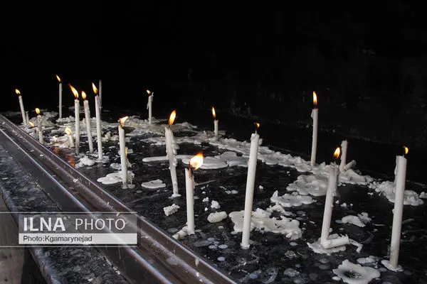 تک عکس/ شمع های که حاجت نیازمندان را می طلبد