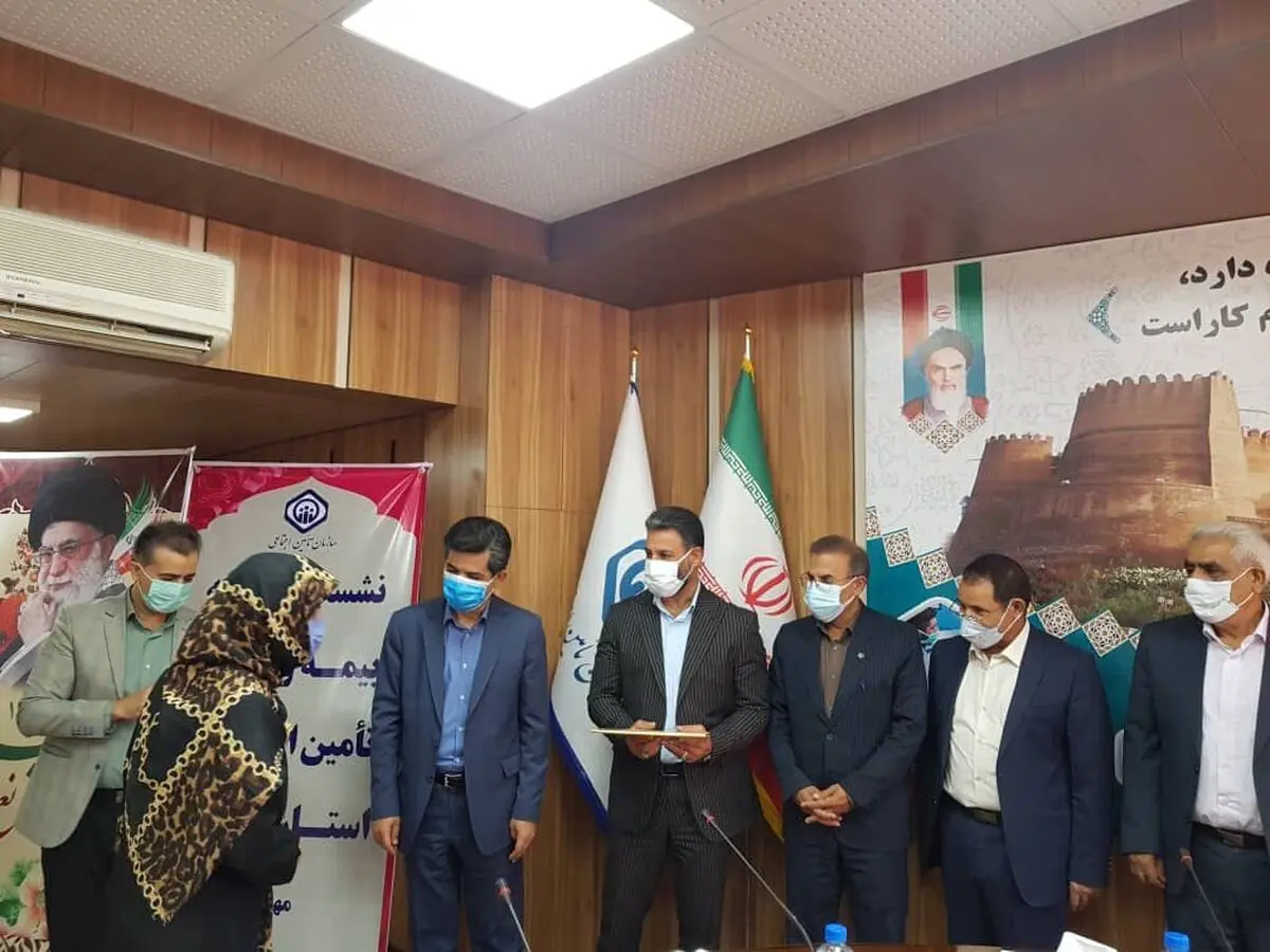 آیین تجلیل از بازنشستگان و مستمری بگیران نمونه لرستان برگزار شد 