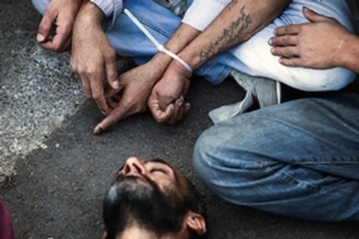 باید با مراکز تهیه و توزیع مواد مخدر در کرمانشاه برخورد کنیم