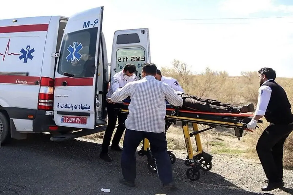  ۱۵ کارگر فصلی مزرعه در حادثه جاده ای مصدوم شدند