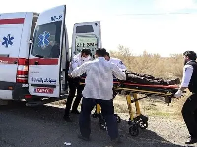  ۱۵ کارگر فصلی مزرعه در حادثه جاده ای مصدوم شدند