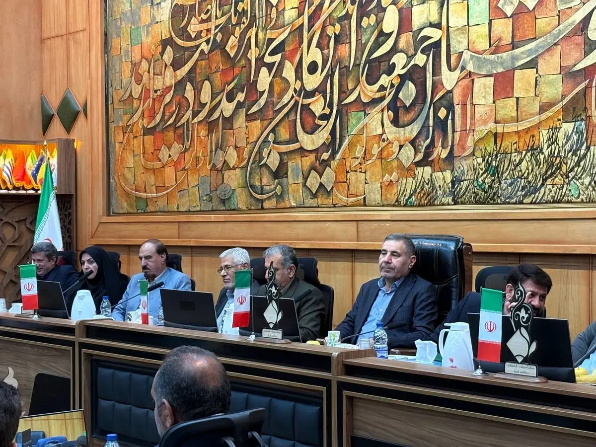 احزاب هنوز در تراز تربیت مدیر ملی عمل نمیکنند