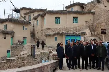 بازدید مدیرکل نظارت و ارزیابی خدمات گردشگری از روستای چنشت در خراسان جنوبی