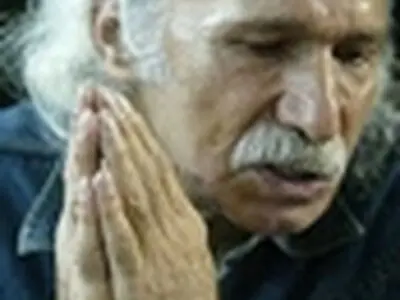 تاثیر ترانه از شعر آزاد، انکار نشدنی است