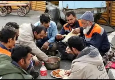 آژیر خطر حذف لبنیات از سفره‌های کارگران/ جهش‌ قیمت هفتگی شده...