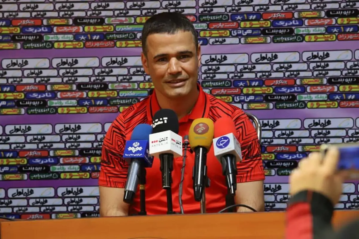 سیدعباسی: اتفاقاتی پشت پرده درباره ما می‌افتد/ چطور قبل از بازی مهم با پرسپولیس محروم شدیم؟