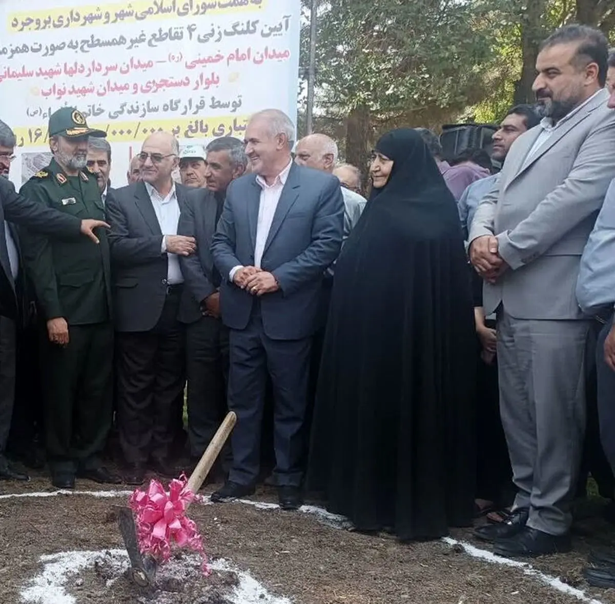 اجرای مراسم کلنگ زنی چهار تقاطع غیر همسطح در بروجرد