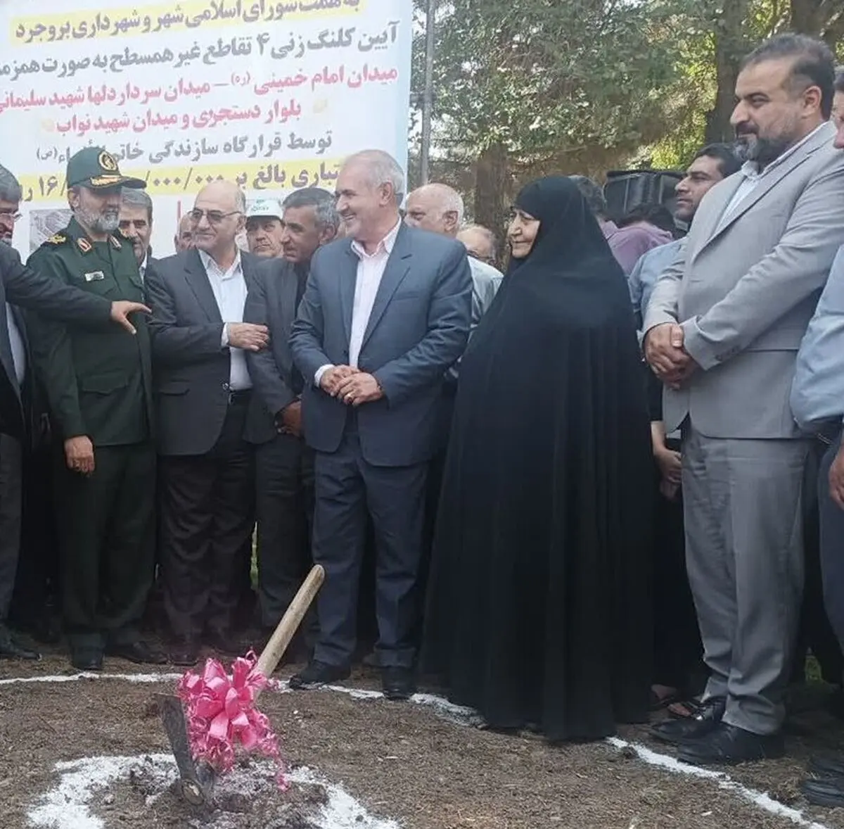 اجرای مراسم کلنگ زنی چهار تقاطع غیر همسطح در بروجرد