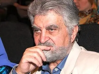 کتاب "سه نفر بودیم" رونمایی شد