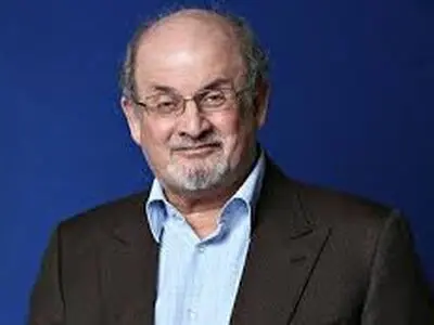 سلمان رشدی یک چشم خود را از دست داد