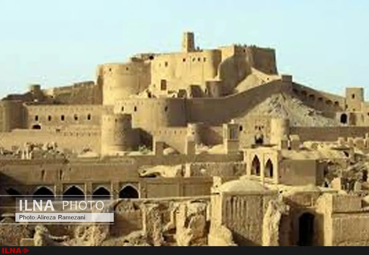 تبدیل کرمان به یکی از قطب‌های گردشگری کشور 