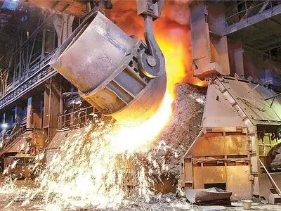 سنگر تولید با سلاح دانایی و فناوری تسخیرناپذیر است