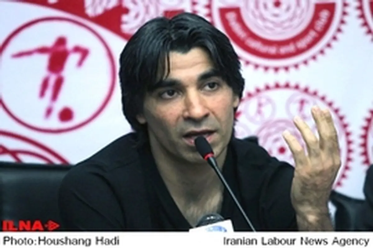 شمسایی: خسوس بازیکنان را بر مبنای گل‌ یا پوچ انتخاب می‌کرده؟ / ضعیف‌ترین ژاپن ما را برد