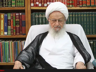 بستری شدن آیت‌الله مکارم شیرازی در بیمارستان