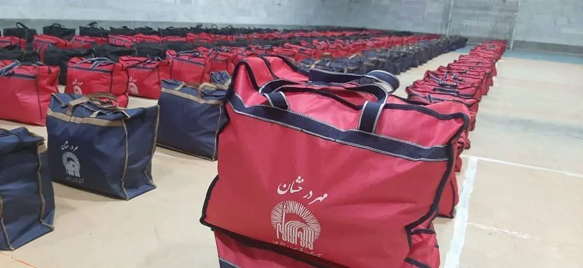 250 سبد معیشتی بین خانواده‌های نیازمند در تایباد توزیع شد