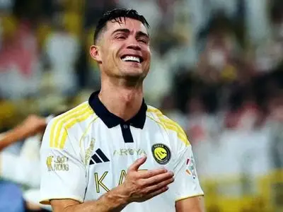 ویدئو: وقتی کریس رونالدو وسط زمین برای النصری‌ها طبل می‌زند