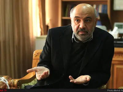 کارگران، رانندگان و بازنشستگان تأمین اجتماعی مشمول بسته‌های حمایتی دولت می‌شوند/آغاز توزیع بسته کارمندان از هفته آینده