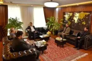 بازدید مدیرعامل سازمان منطقه آزاد کیش از دفتر مرکزی هواپیمایی کیش