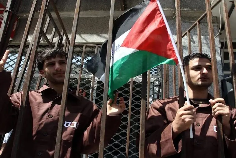 انتشار اسامی ۳۰۰ اسیر فلسطینی پس از توافق با حماس از سوی رژیم صهیونیستی