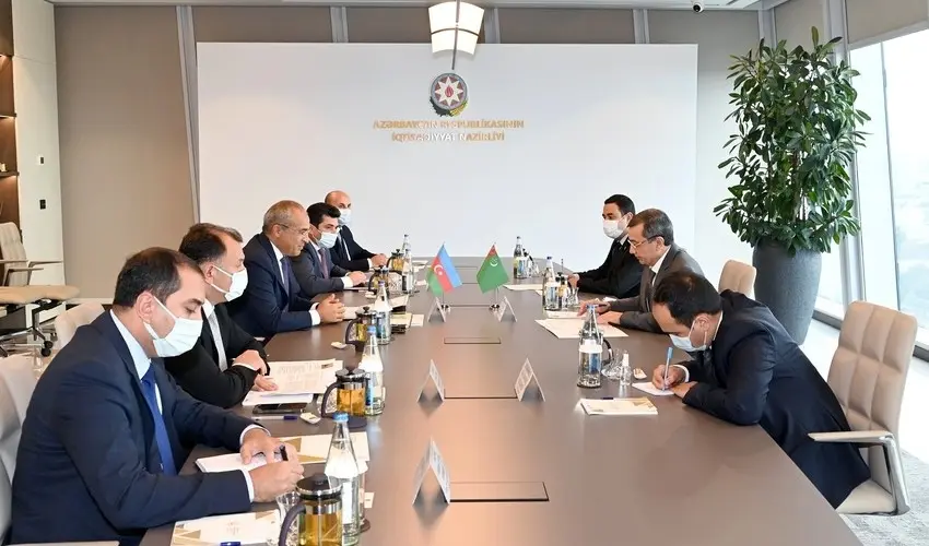 آذربایجان خواهان گسترش همکاری‌های اقتصادی با ترکمنستان شد