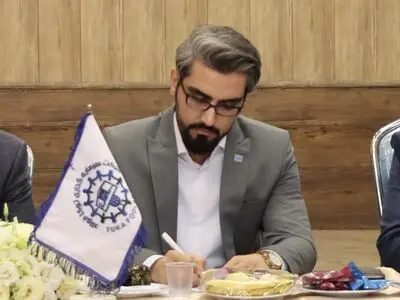 چرا ما در نمایشگاه‌ها حضور می‌یابیم؟!