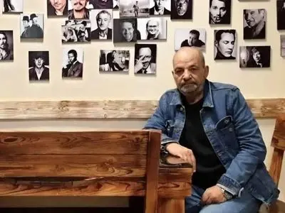 هیچکس جنگ را دوست ندارد/ دشمن به سالن‌های سینما و تئاتر هم رحم نمی‌کند 