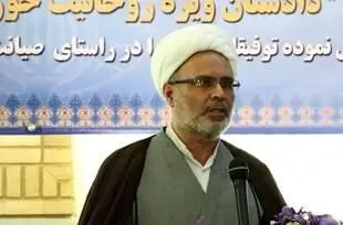 کشف شبکه قاچاق در زرندیه؛ توقیف ۷۳۰۰ تن مس و مواد اولیه پتروشیمی در دو واحد صنعتی