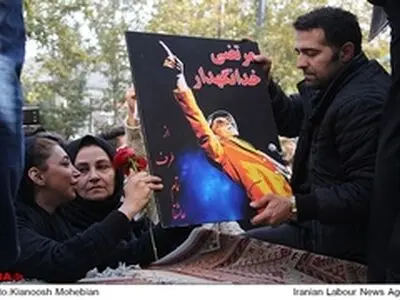 پیکر مرتضی پاشایی به خاک سپرده نشد