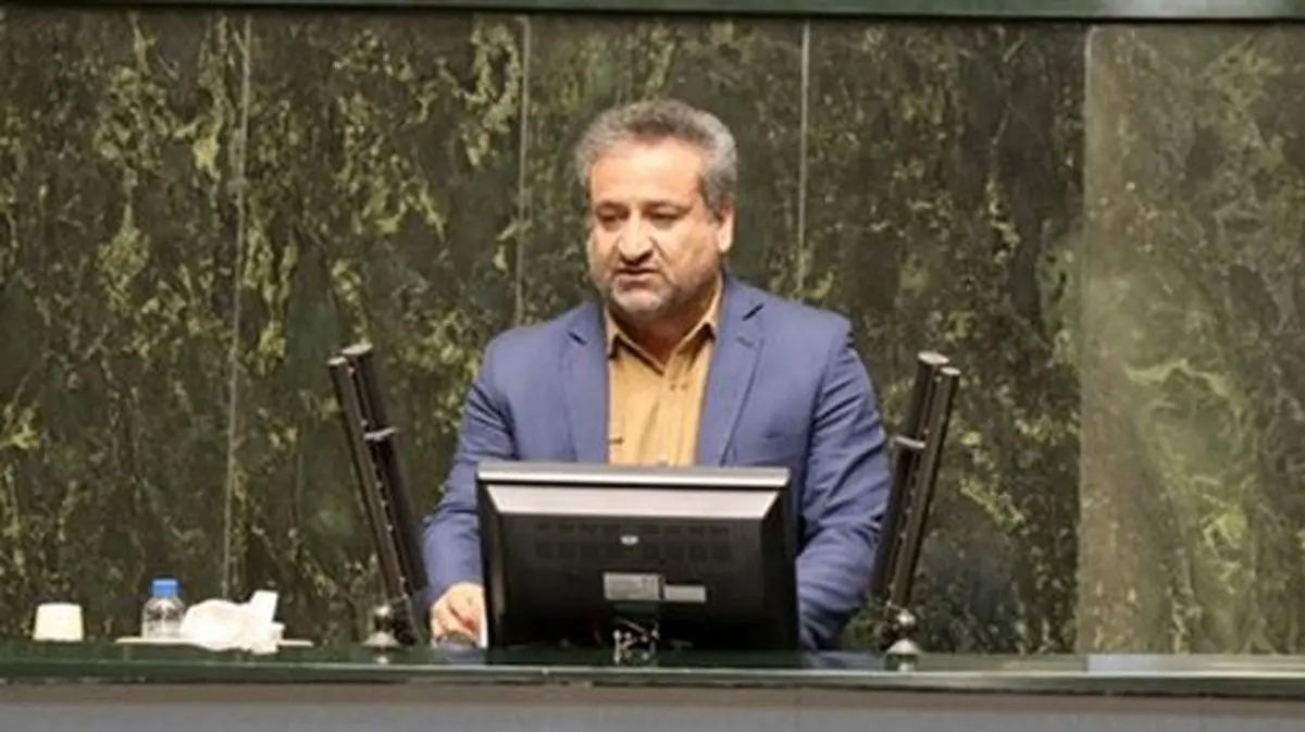 روزنامه‌ها در حمایت از حقوق واقعی مردم به گرانی‌ها و مبارزه با تبعیض‌ها و احتکار بپردازند