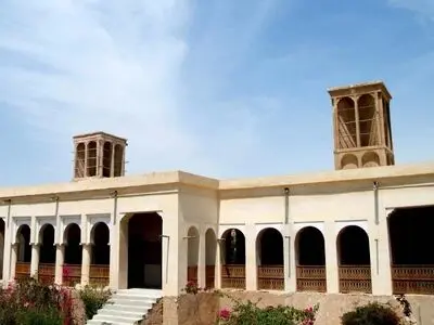 خانه فکری بندرلنگه مرمت می‌شود