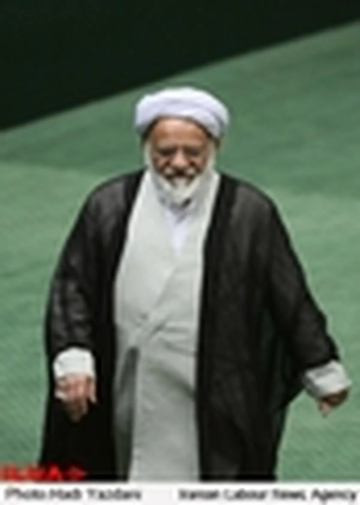 به شما ارادت دارم لذا امیدوارم رفتارتان را اصلاح کنید