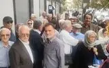 تجمع بازنشستگان صنعت فولاد مقابل وزارت کار/ ما نباید با این سن و سال کف خیابان بیاییم!