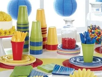 ظروف پلاستیکی یکبار مصرف را چگونه ایمن استفاده کنیم؟