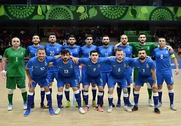 گزارشی از کوچ نامتعارف چهار فوتسالیست ایرانی به آذربایجان