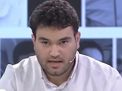 پس از خانه نشین کردن شجریان، تتلو را کنار رئیسی نشاندید/فیلم