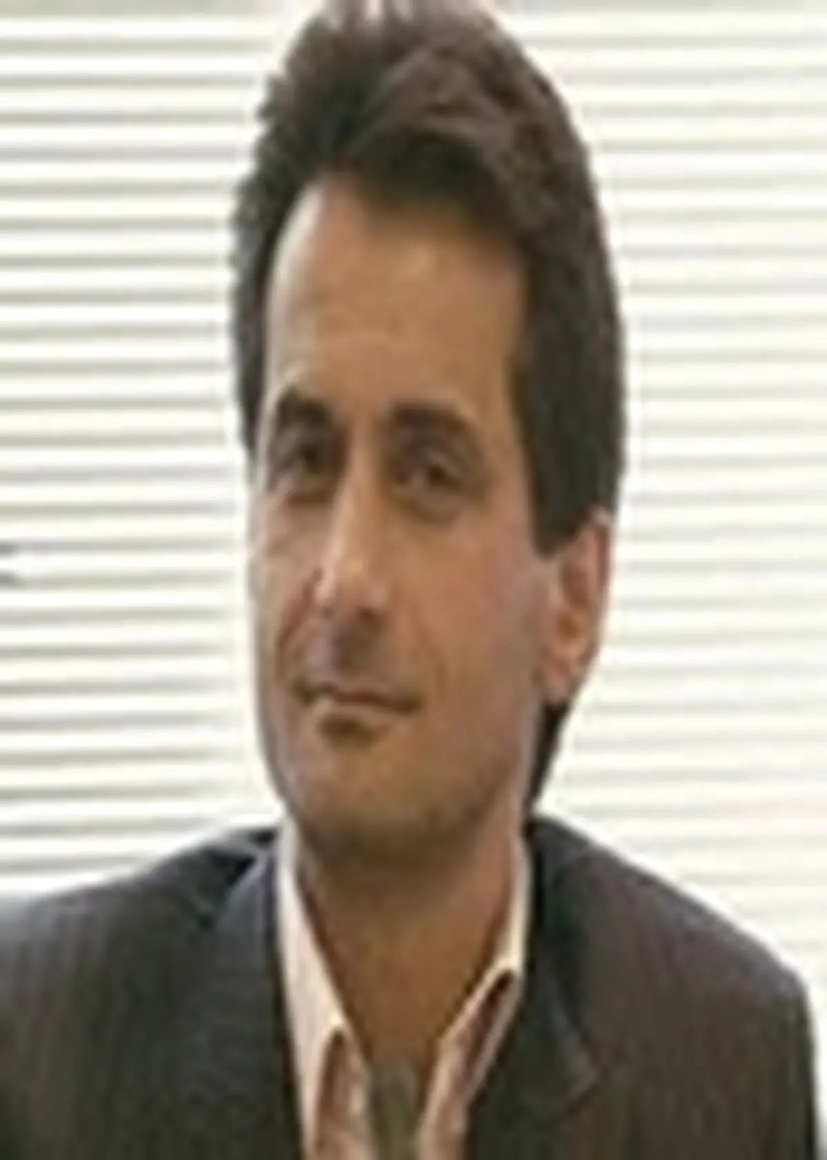 رسیدگی به وضعیت واردکنندگانی که صد در صد ارز ریالی پرداخت کرده اند