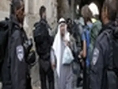 پلیس اسرائیل مانع ورود نمازگزاران زیر ۵۰ سال به مسجد الاقصی شد