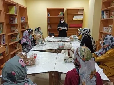 اهداء ۱۰۰۰ جلد کتاب به کتابخانه کودکان مجتمع شوق زندگی مشهد