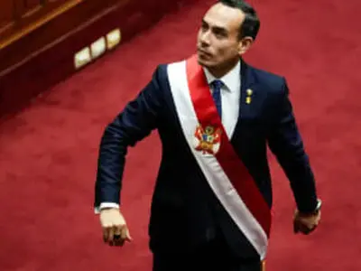 رئیس جمهور پرو برکنار شد