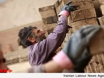 مرگ تدریجی با مستمری کمتر از حداقل مزد / بازنشستگی با ۱۰ سال سابقه را اجرا کنید
